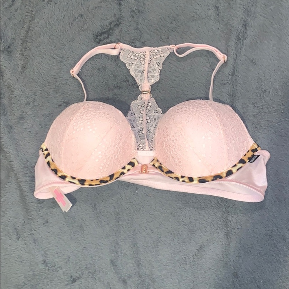 NWOT VS PINK Lace-back Push Up Bra